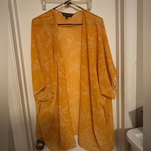 DAVI & DANI Mustard Yellow Floral Tunic